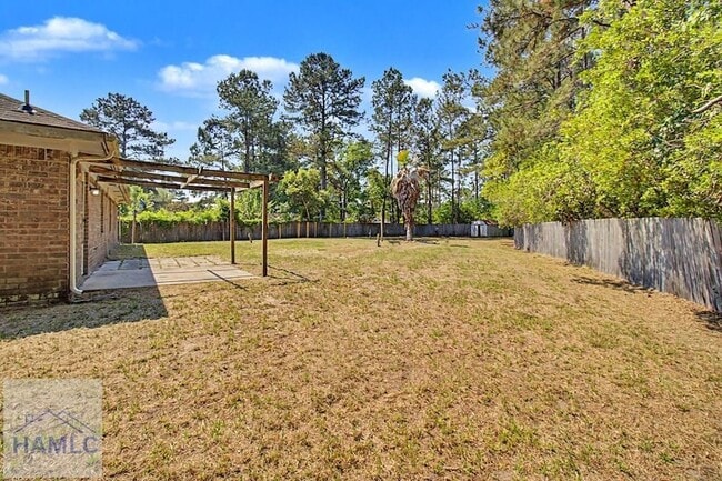 Building Photo - 342 Sheila Dr