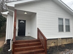 Building Photo - 206 Boundary Dr