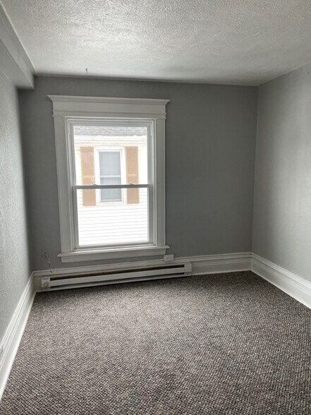 Building Photo - 727 E Colfax Ave