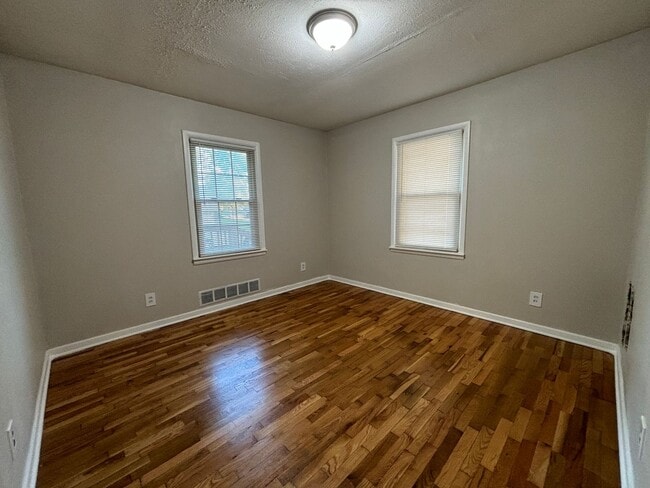 Building Photo - 403-405_CLINE_ST