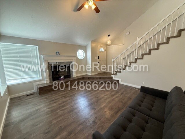 Building Photo - NO DEPOSIT option available for qualified renters!