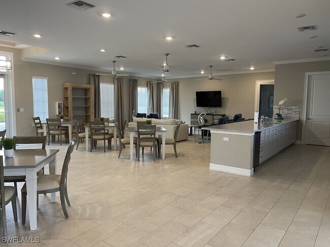 Building Photo - 15141 Wildflower Cir