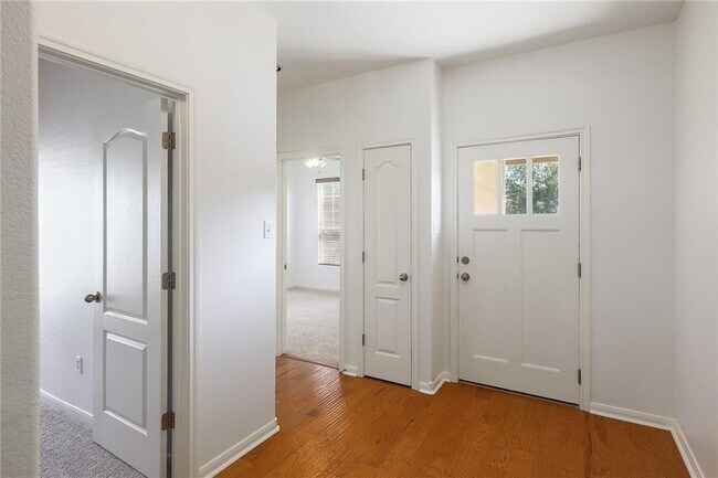 Building Photo - 2125 Amur Dr