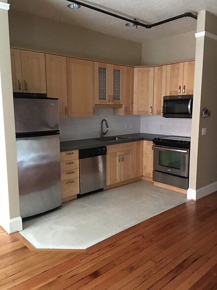 The Esquire Portland Or Apartment Finder