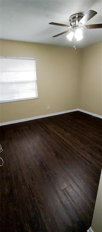 Building Photo - 9525 Lake Park Dr