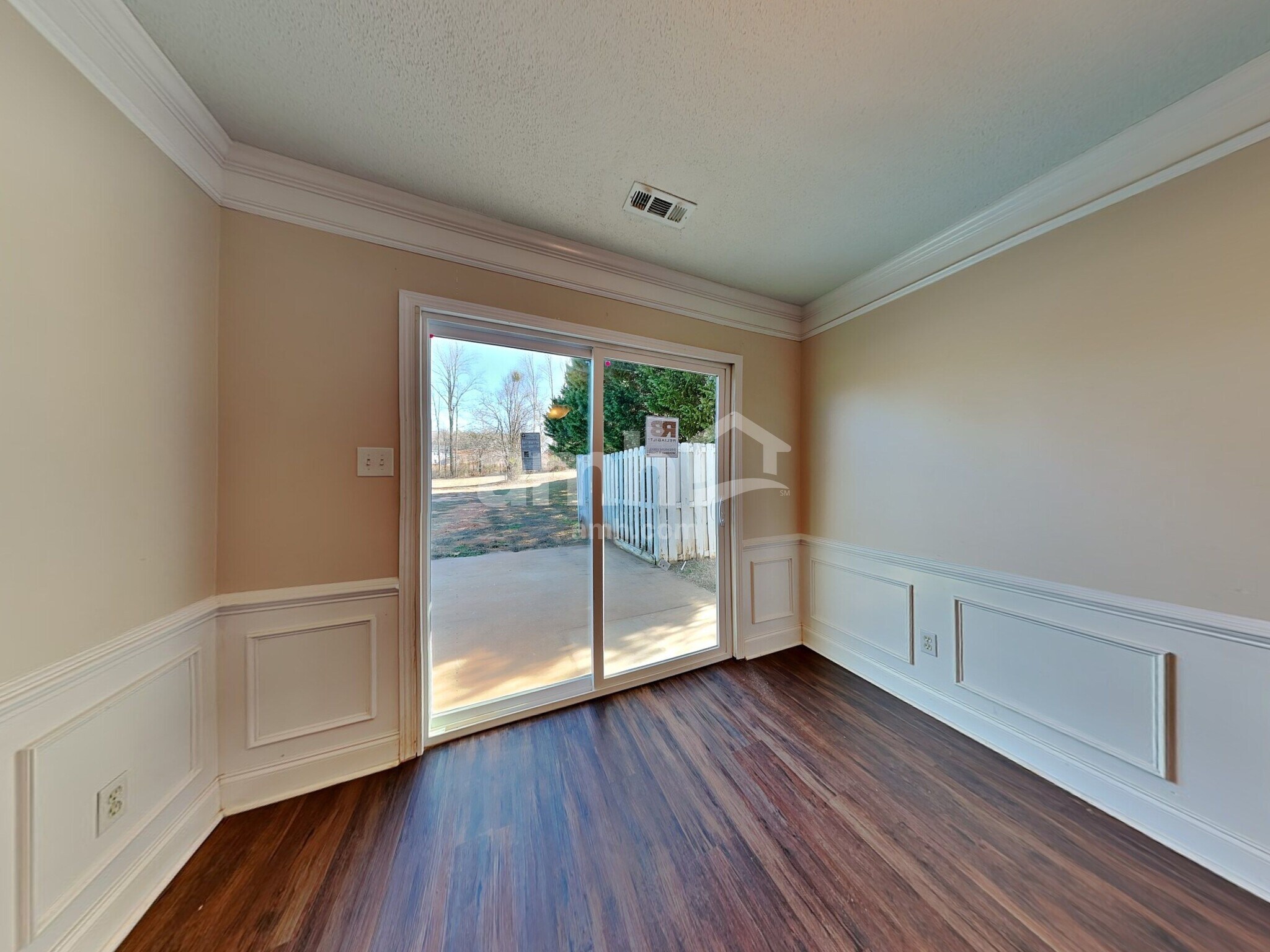 Building Photo - 216 Orleans Dr