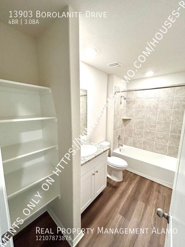 Building Photo - **MOVE-IN SPECIAL** Available Now! 4 Bedro...