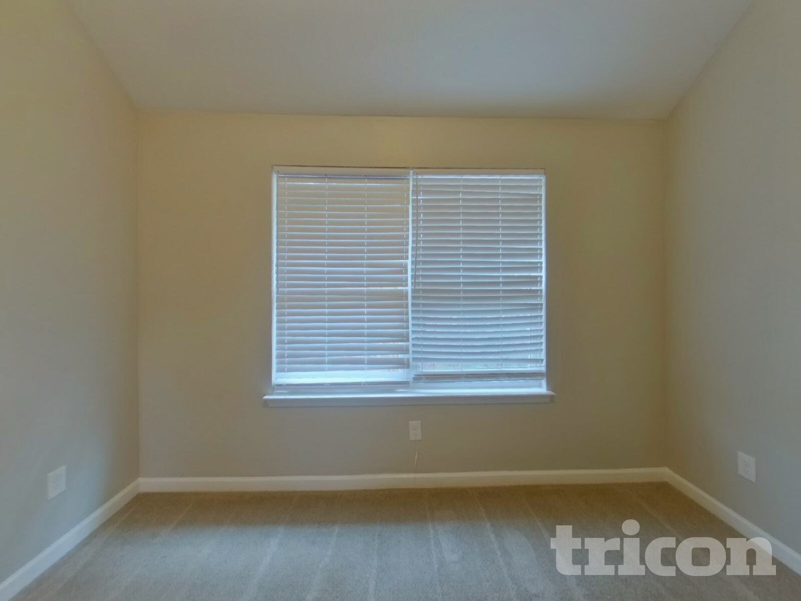 Building Photo - 4270 Sir Dixon Dr