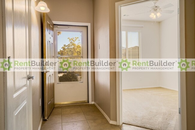 Building Photo - 1027 Desert Willow Ct