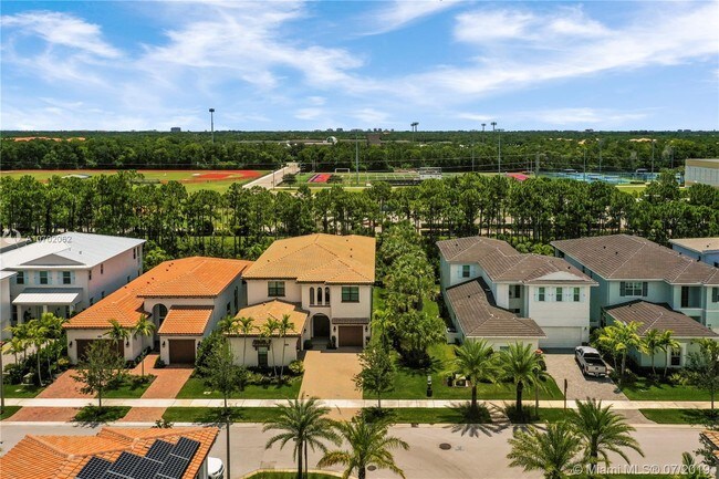 Building Photo - 5651 Hood Rd