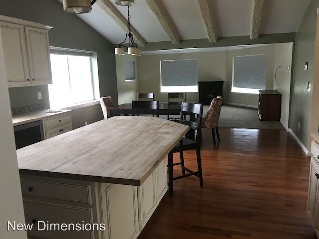 Building Photo - 4 br, 3.5 bath House - 1127 Pinion Hills Dr.