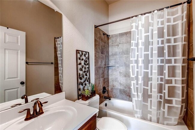 Building Photo - 21817 Agarito Ln