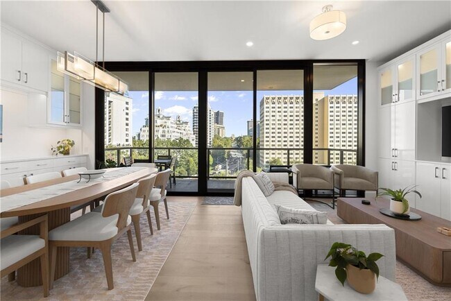 Building Photo - 2425 Peachtree Rd NE