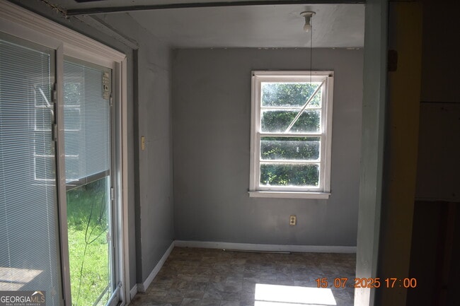 Building Photo - 803 Grosso Ave