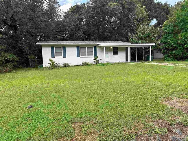 Building Photo - 912 Clearview Ave