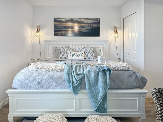 Building Photo - 3191 Scenic Hwy 98