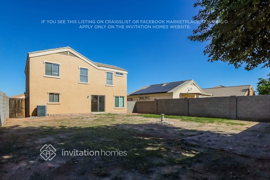 Building Photo - 12537 W Willow Ave