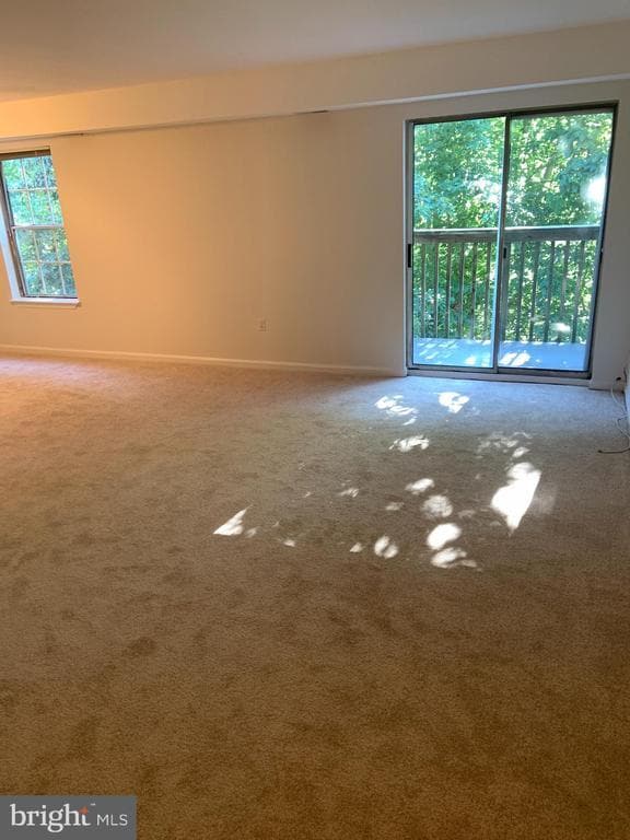 Building Photo - 664 Newbridge Ct