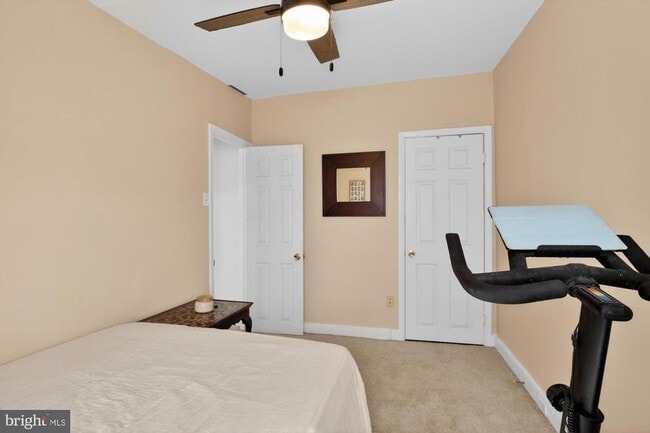 Building Photo - 2440 E Gordon St