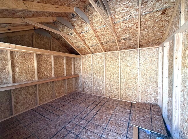 Building Photo - 860 Olive Ave