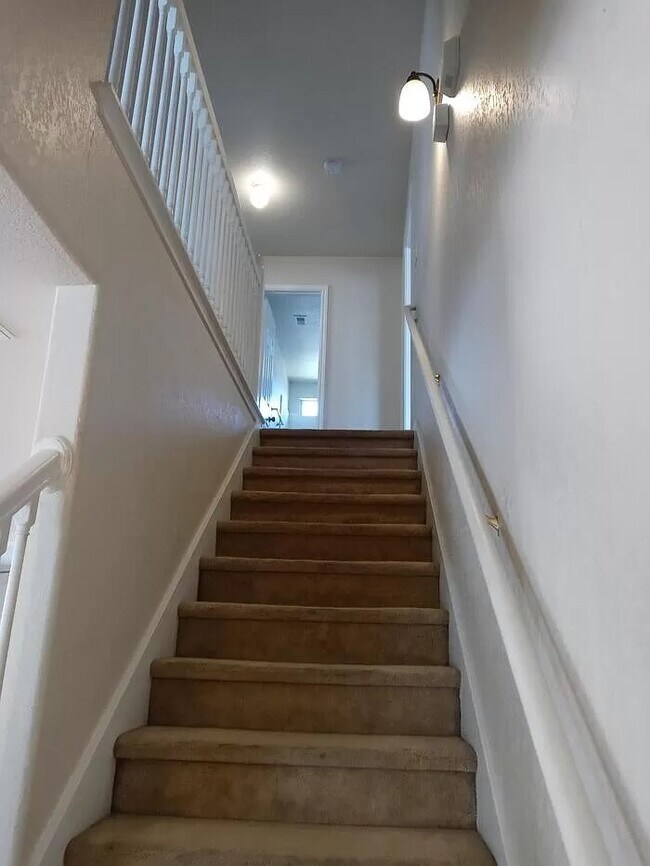 Building Photo - 11231 Sierra Trl