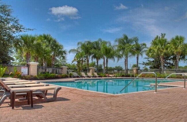 Building Photo - 8365 Miramar Way