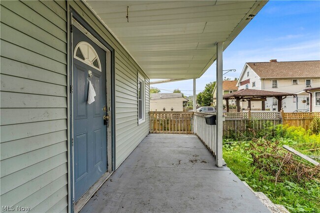 Building Photo - 3735 Marvin Ave