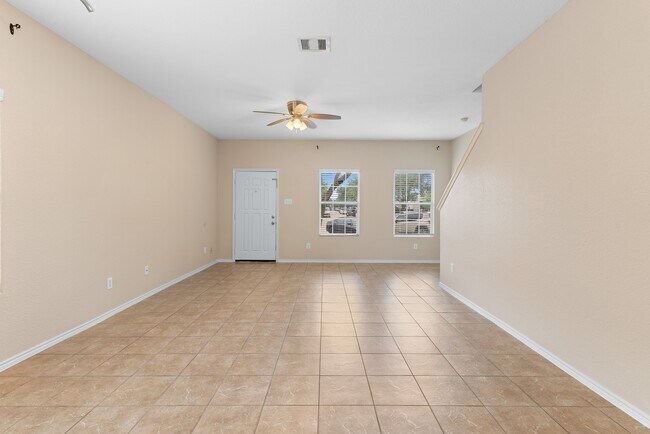 Building Photo - 6238 Cottage Pines Dr