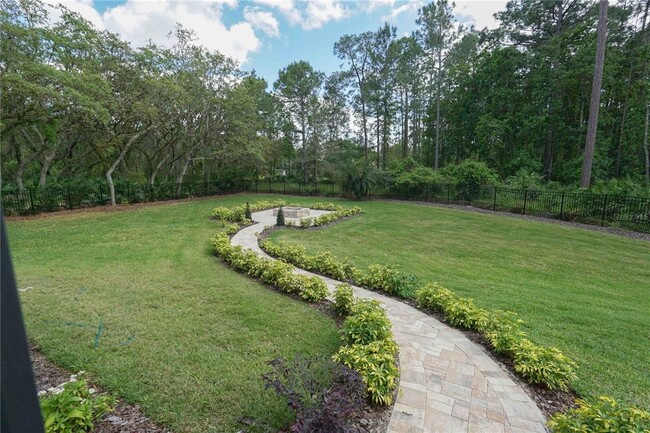 Building Photo - 1720 Brackenhurst Pl
