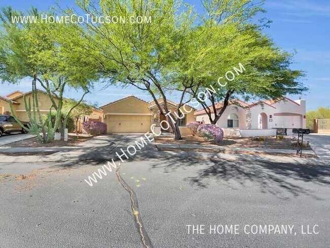 Building Photo - 1096 W Versilia Dr