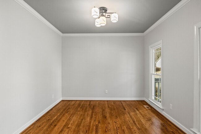 Building Photo - 309 Caraway Ln