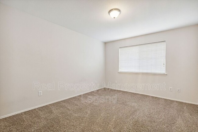 Building Photo - 6223 Bentwood Trail