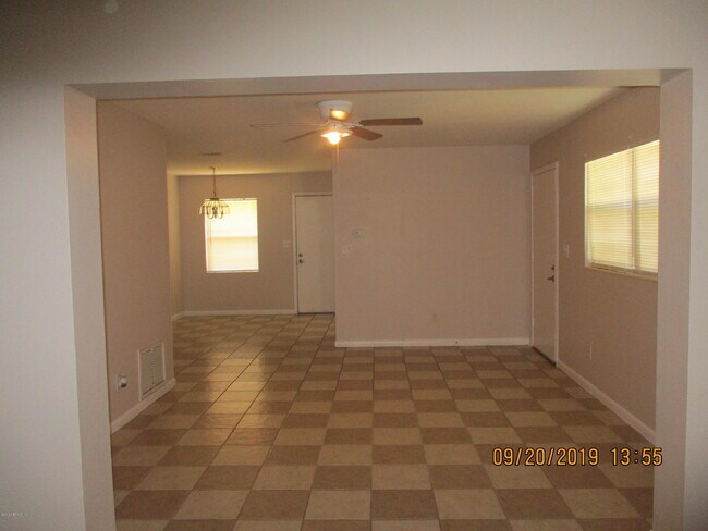 Building Photo - 7474 Centauri Rd