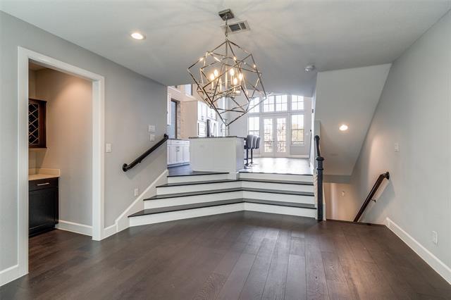 Building Photo - 1348 Arch Pl