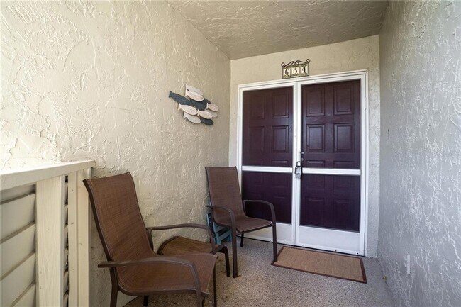 Building Photo - 654 Windrush Bay Dr