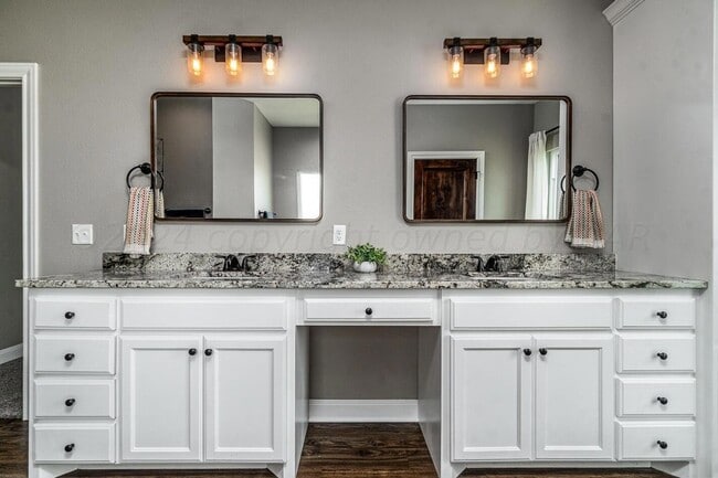 Building Photo - 501 E Cemetery Rd