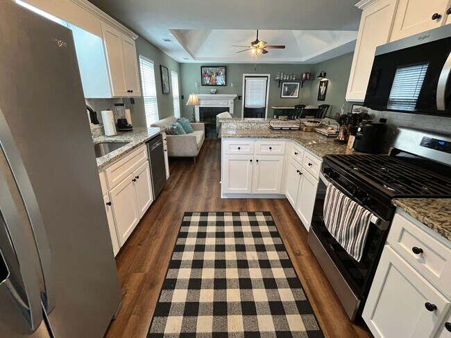 Building Photo - Home Away From Home - Furnished Rental