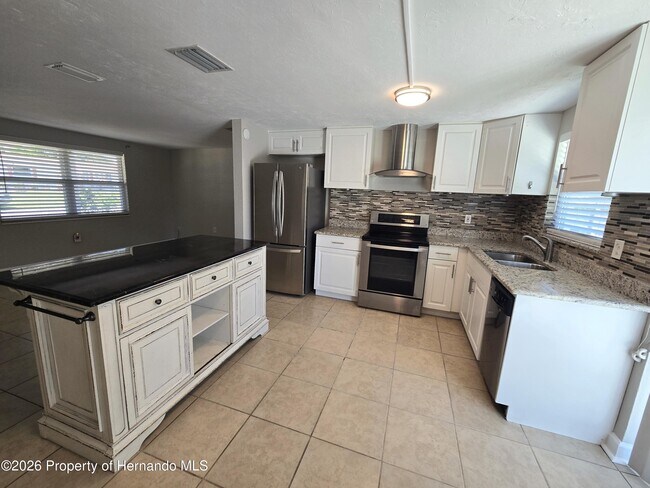 Building Photo - 4018 Kibler Ln