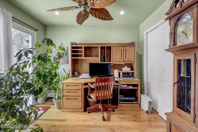 Building Photo - 53 Chesterfield Ln