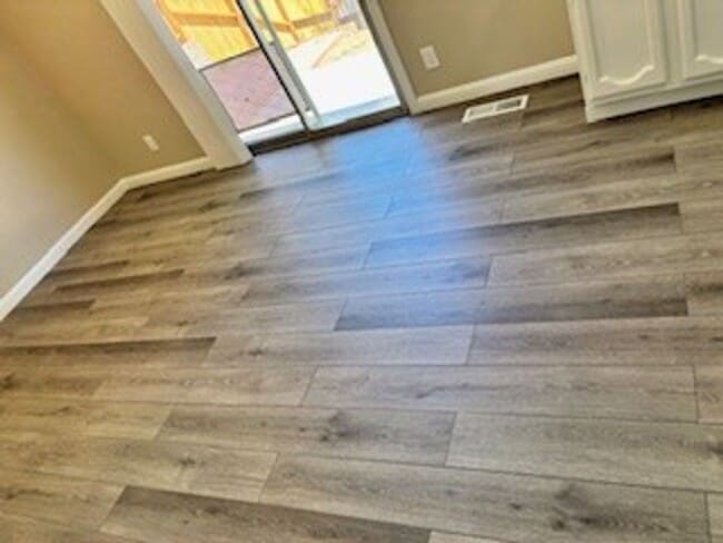 Building Photo - COMPLETELY REMODELED - THIS ONE WON'T LAST...