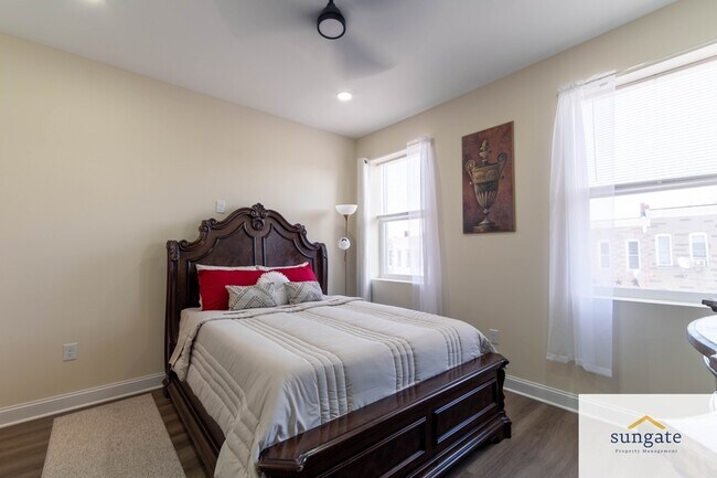 Building Photo - 1516 N Patterson Park Ave