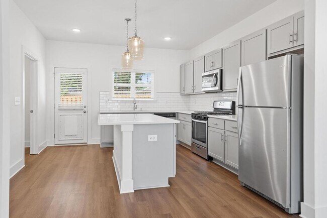 Building Photo - 3760 Patton Crst
