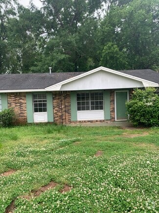 Building Photo - 321 Briarbrook Dr