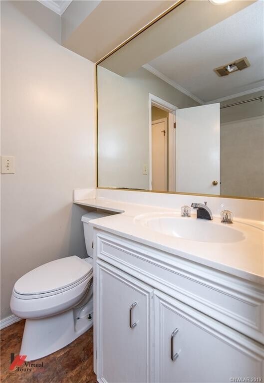 Building Photo - 8917 Glenmora Dr