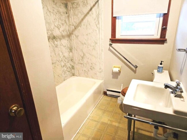 Building Photo - 1154 Steamboat Rd