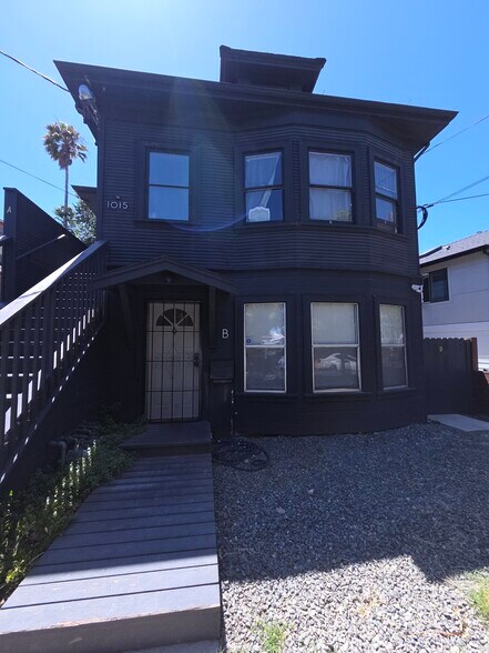 Building Photo - 1015 47th St