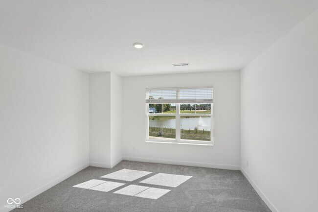 Building Photo - 15246 Swallow Fls Wy