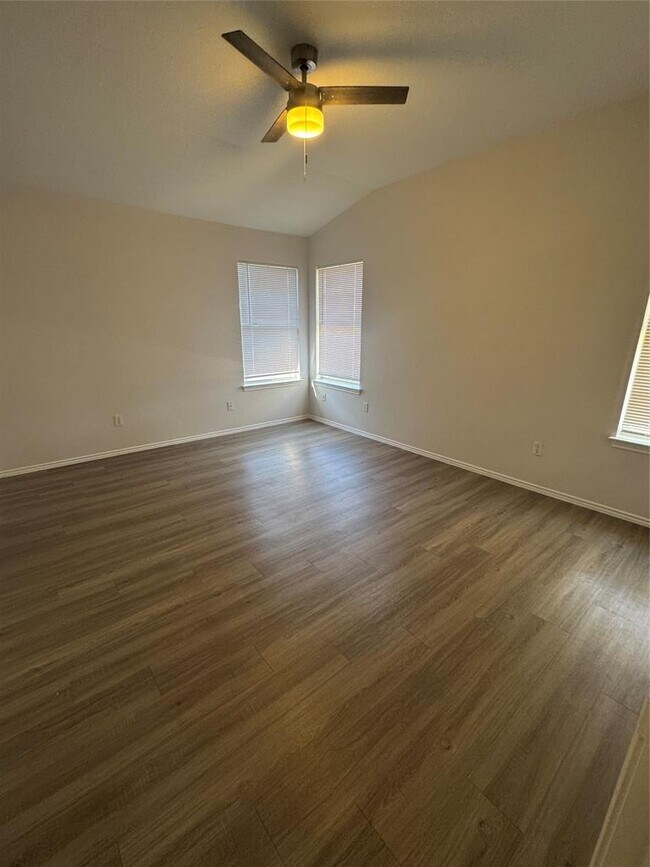 Building Photo - 1107 Bohica Way