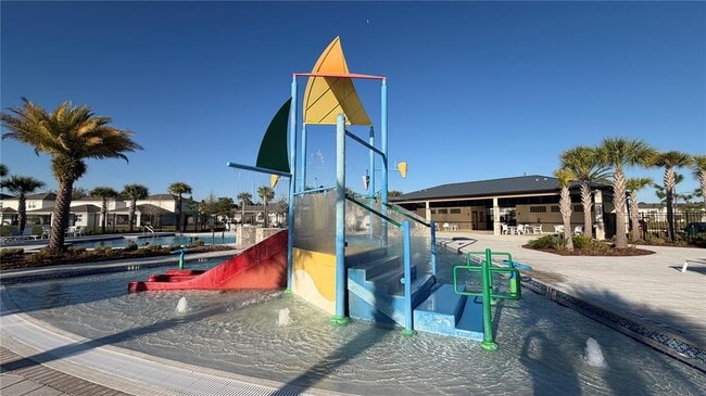 Building Photo - 5003 Royal Point Ave