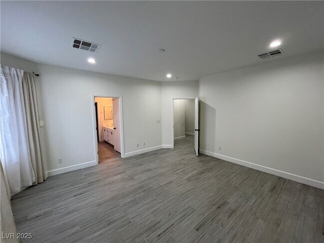 Building Photo - 8312 Gilded Crown Ct